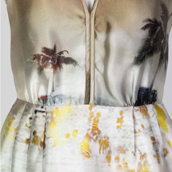 Prada Runway Spring 2010 Silk Holographic Beach Print Plunge Neck Peplum Top - Picture 5 of 6